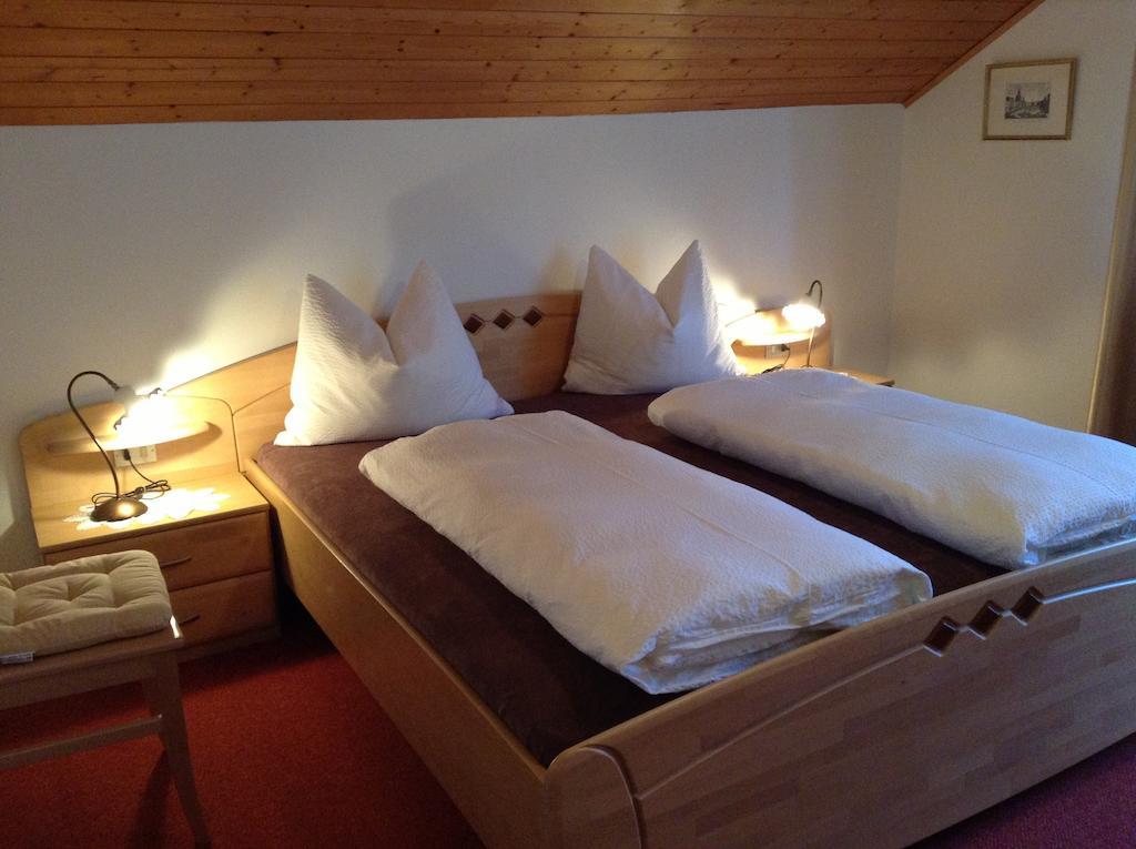 Oberlechnerhof Bed and Breakfast Rasun di Sopra Værelse billede