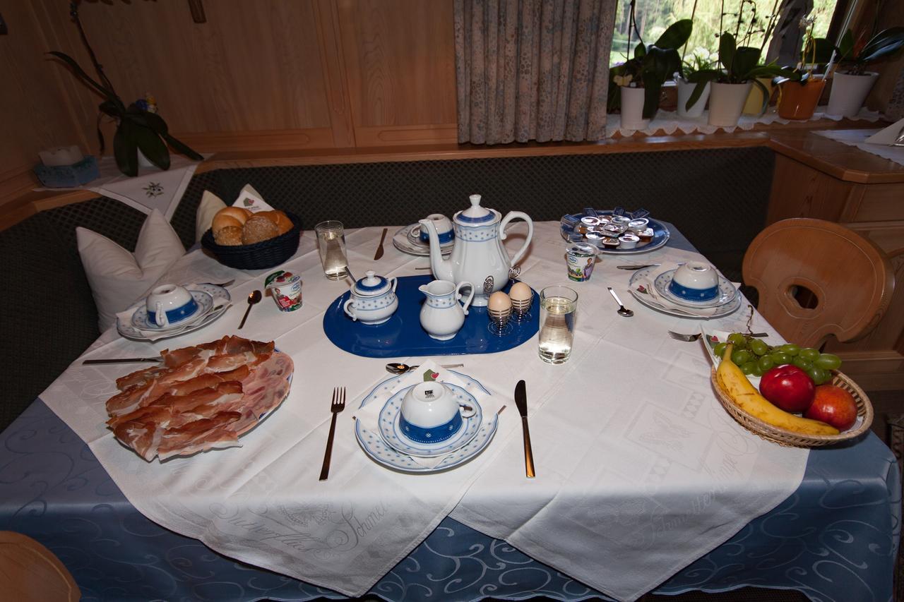 Oberlechnerhof Bed and Breakfast Rasun di Sopra Eksteriør billede